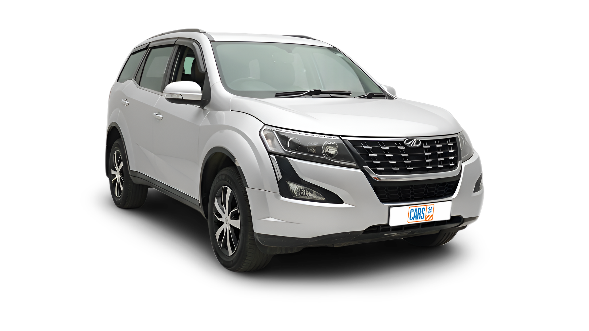 Mahindra XUV500-img